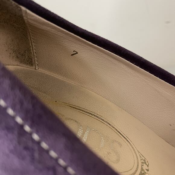 Tod’s Purple Lavender Suede Heeled Loafer Elegant Designer Italian Sz 7 - Picture 15 of 16